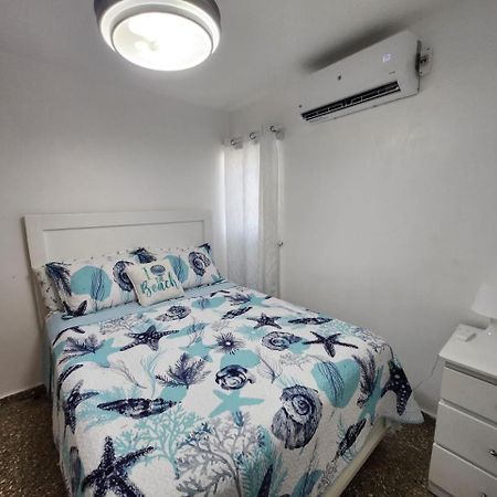 Beachfront Apartment, Quiet 4 Beds, 1 Bath, Ac, Wi-Fi, Hot Water, In Paraiso Near Los Patos Bagian luar foto