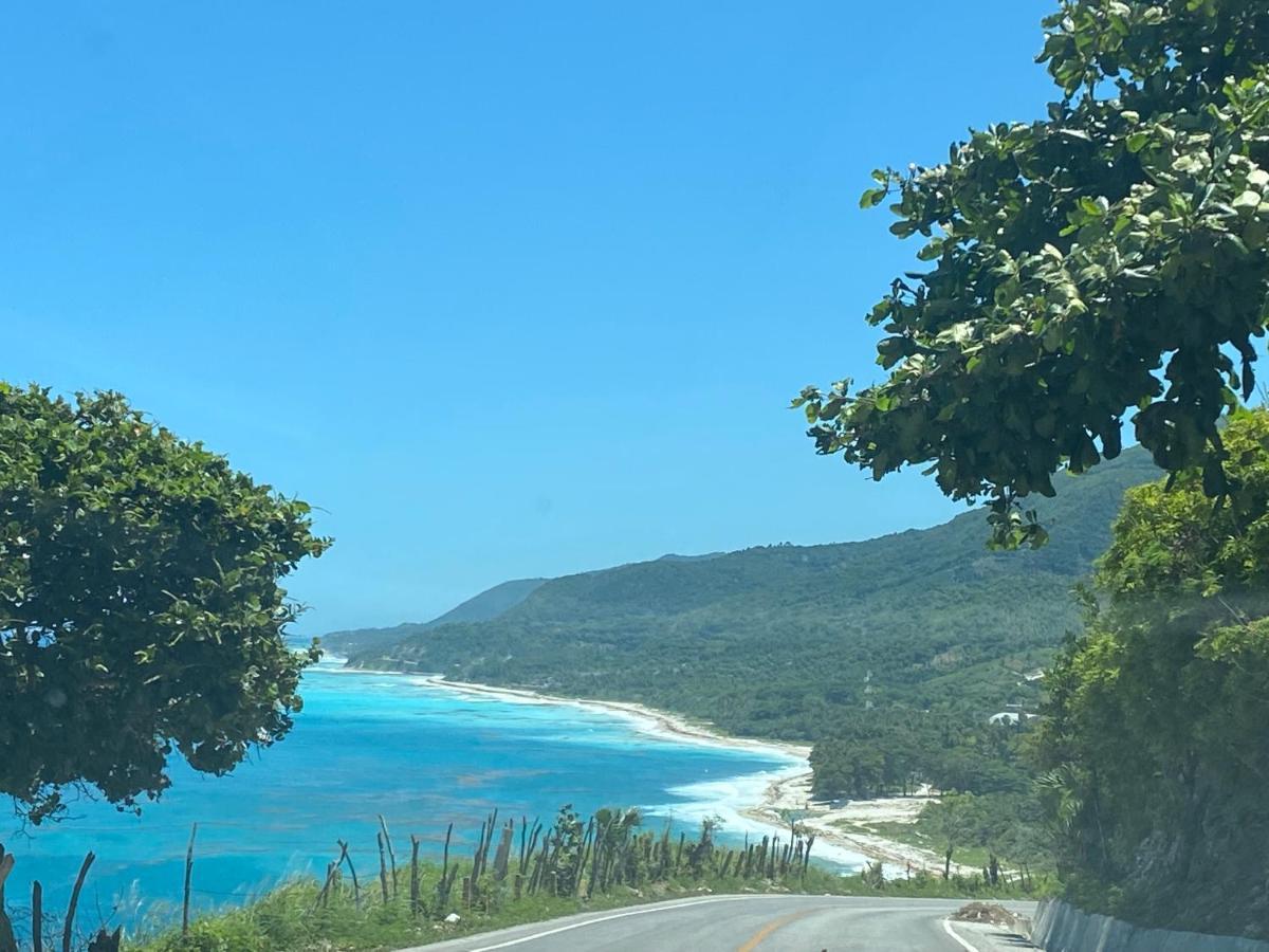 Beachfront Apartment, Quiet 4 Beds, 1 Bath, Ac, Wi-Fi, Hot Water, In Paraiso Near Los Patos Bagian luar foto