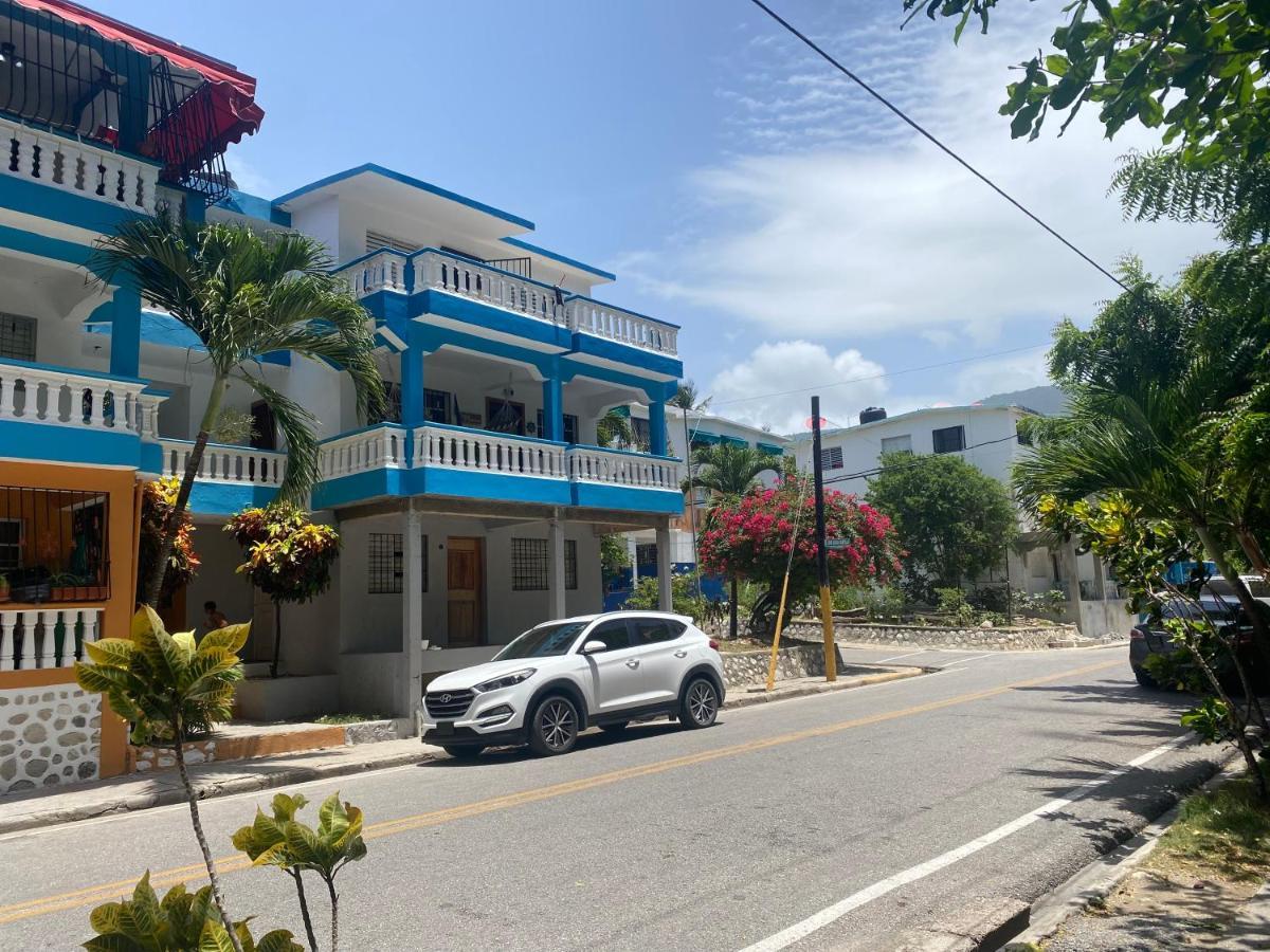 Beachfront Apartment, Quiet 4 Beds, 1 Bath, Ac, Wi-Fi, Hot Water, In Paraiso Near Los Patos Bagian luar foto