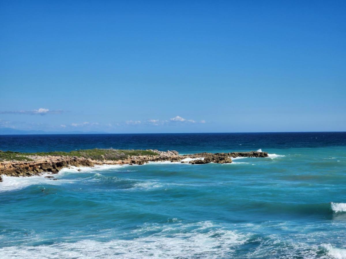 Beachfront Apartment, Quiet 4 Beds, 1 Bath, Ac, Wi-Fi, Hot Water, In Paraiso Near Los Patos Bagian luar foto