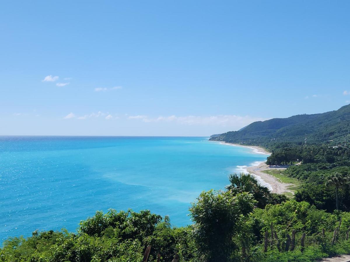 Beachfront Apartment, Quiet 4 Beds, 1 Bath, Ac, Wi-Fi, Hot Water, In Paraiso Near Los Patos Bagian luar foto