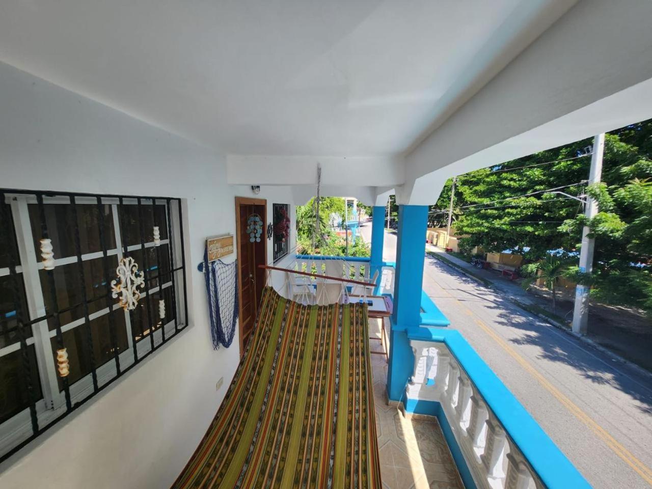 Beachfront Apartment, Quiet 4 Beds, 1 Bath, Ac, Wi-Fi, Hot Water, In Paraiso Near Los Patos Bagian luar foto